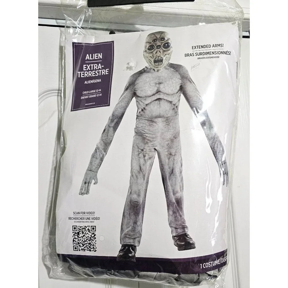 Illusion Grey Long Arm Alien Costume Scary Eyes Teeth Mask Halloween Gray Kids L